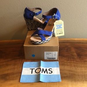 Toms wedge SZ 9 Blue New In Box w/tags